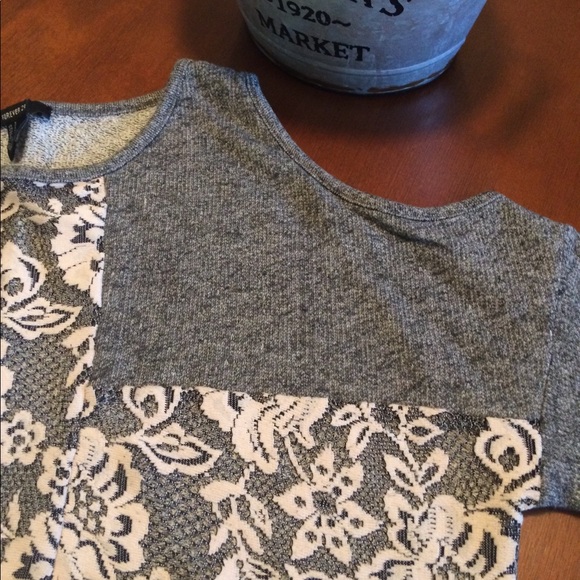 Forever 21 french terry cold shoulder sweater - Picture 3 of 7